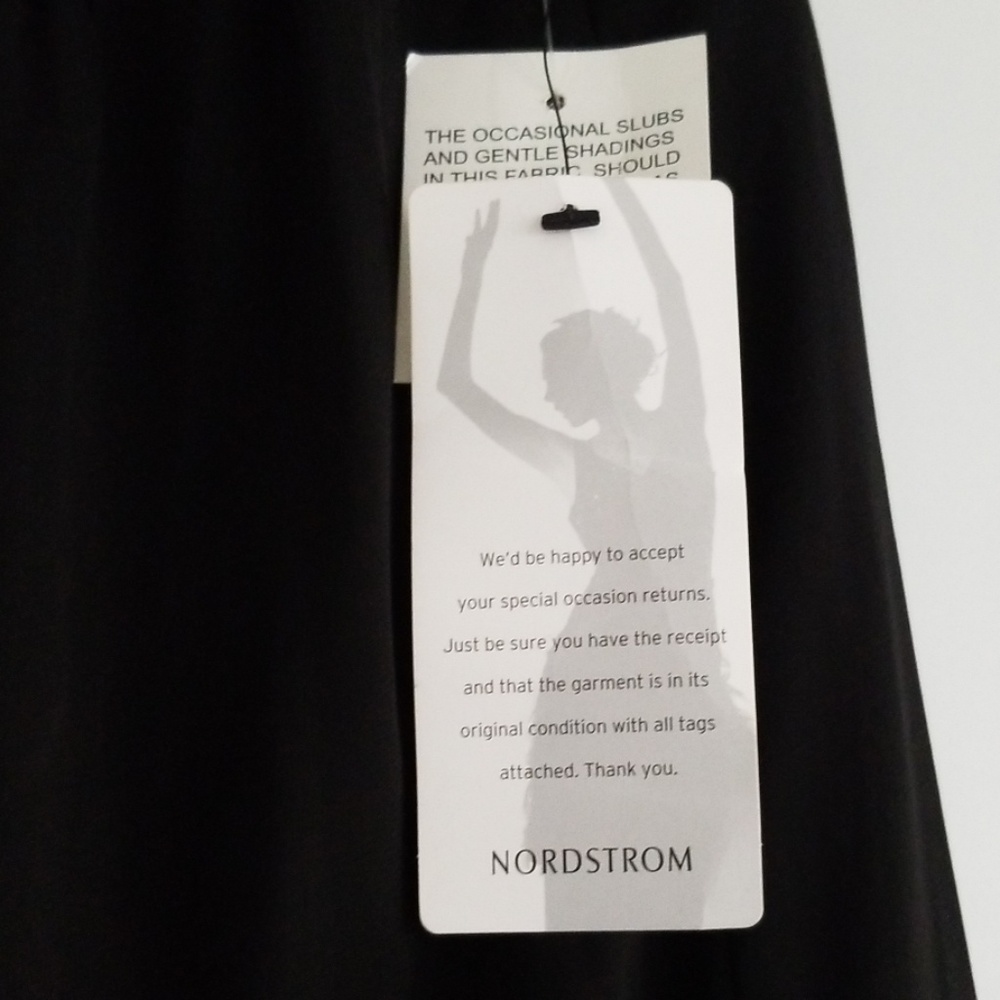 Skirt - Picture 2 of 3